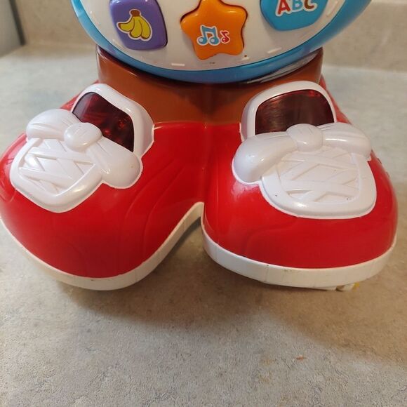 Vtech Chase Me Casey Interactive Toy Moves & Sounds Letters & Numbers Toddler - Picture 4 of 7